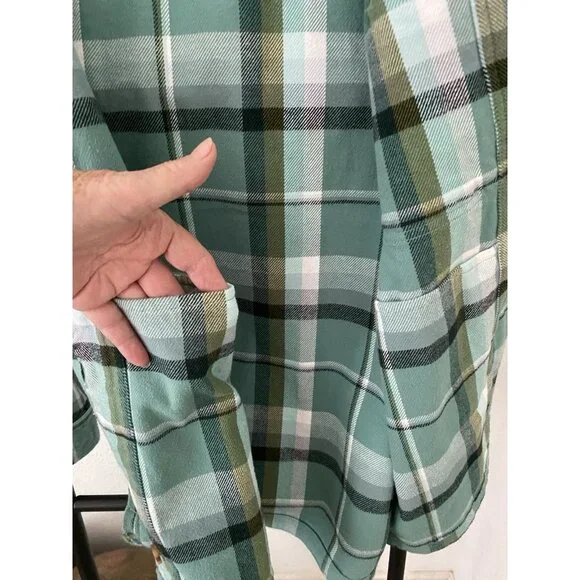 Stio Women’s Size large plaid Heavy flannel unlined jacket - Picture 7 of 11